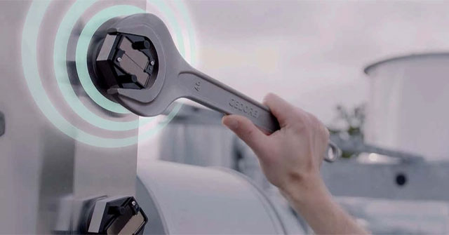 Researchers create self-powered smart screws that send alerts when loose
