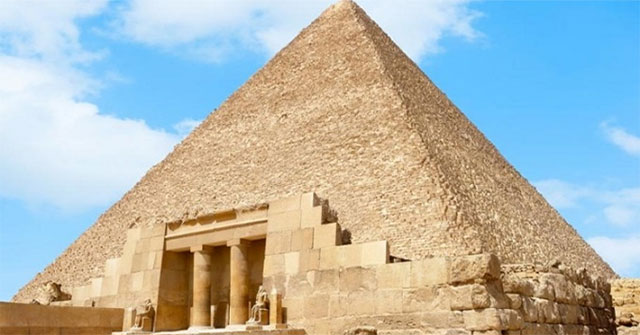 Researchers use cosmic rays to scan the Great Pyramid of Giza