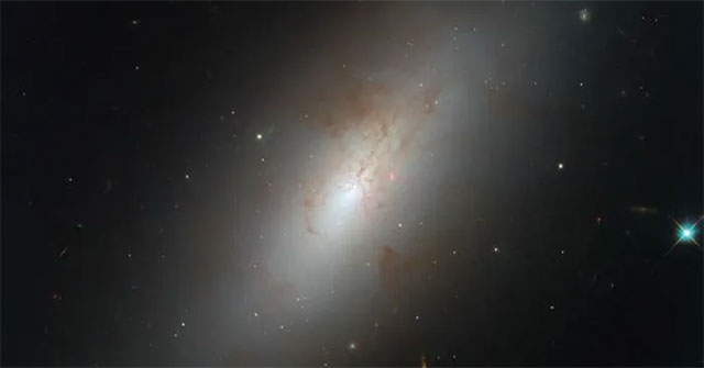 Revealing the super object 'between 2 worlds' that confuses NASA
