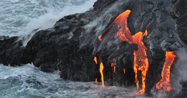 Robot captures 320,000m2 lava field under the sea