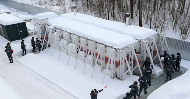 Russia mass produces mobile nuclear bomb shelters