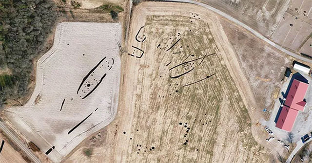 Scanning the ditch digging radar, a series of thousand-year-old treasures appear in the image