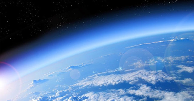 Scientists determine when humans should leave Earth as the atmosphere runs out of oxygen