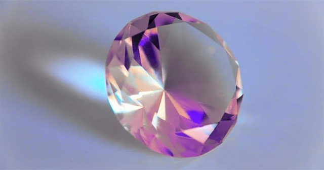Scientists for the first time made diamonds from red peonies