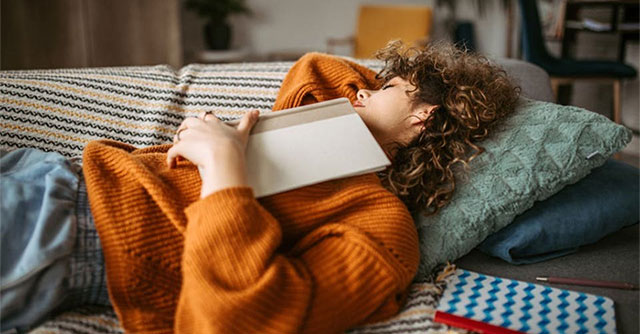 Seemingly harmless habits that ruin your sleep