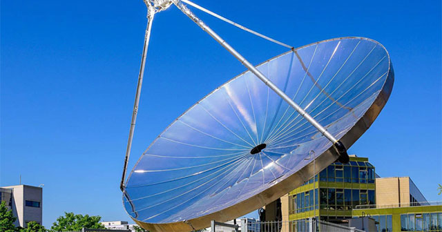 Solar reactor turns water into hydrogen