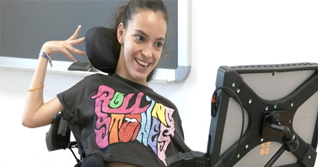 Special secret helps a cerebral palsy patient graduate high school