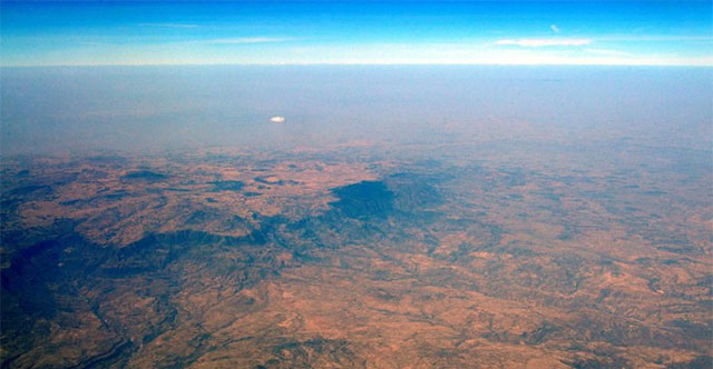 'Strange mushroom-shaped object' is rising, splitting an Earth continent in two