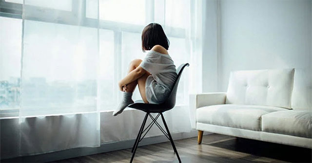 Strangely, an 18-year-old girl in China suffers from the disease of 'cerebral love'