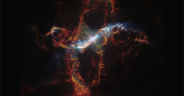 'Super volcano' explodes in the sky, tearing space apart