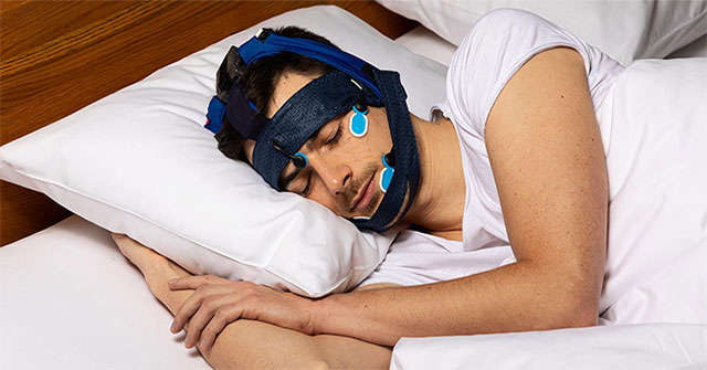 Technological devices that support users to sleep deeply