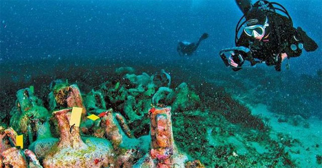 Technology to find shipwrecks using AI