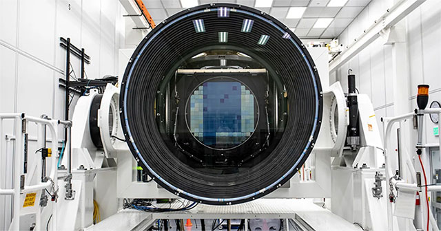 The journey to transport the world's largest camera to the top of the mountain