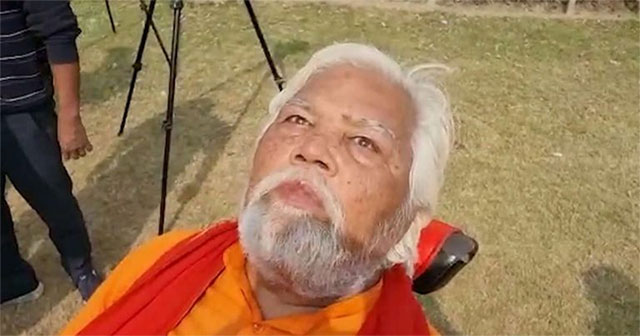 The man set the record to look directly at the sun for 1 hour... without blinking