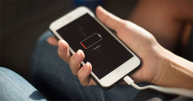 The most accurate way to check the bottle of the phone battery