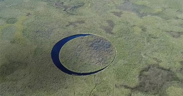 The mysterious 'Eye' island floating in the middle of the swamp