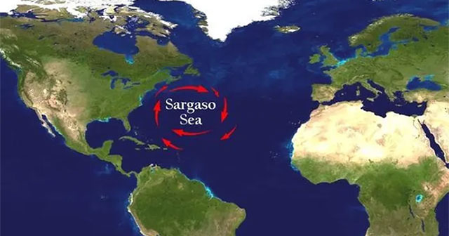 The mysterious sea is compared to Bermuda: 4 sides are windless, but ships pass by and disappear strangely