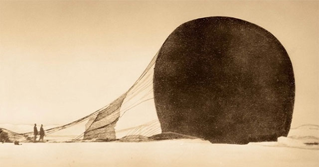 The photo reveals the tragedy of Arctic exploration by hot air balloon