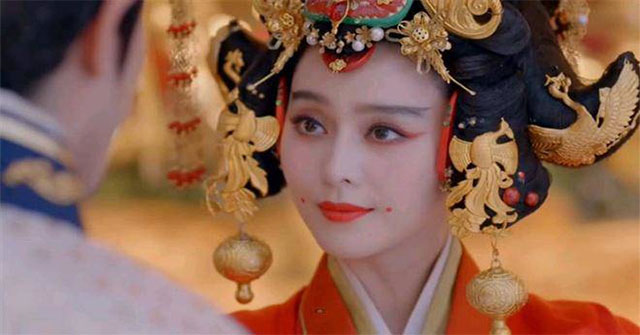 The secret of 2 red dots on the corner of the mouth of the Tang Dynasty concubine