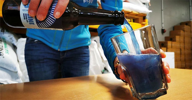 The special thing in the unique blue beer mug