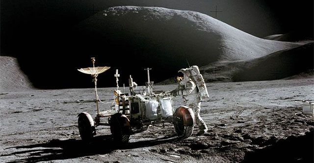 The Strange Disease That Affects Everyone Who Has Ever Set Foot on the Moon