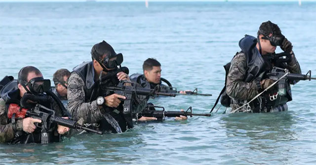 The toughest course in the US military environment, where real-life 'Aquamans' are born