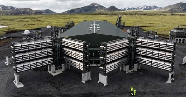 The world's largest direct CO2 capture plant is in operation