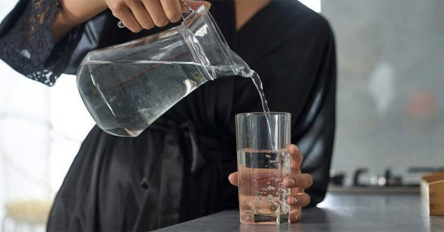 This is a sign that you are drinking too much water.
