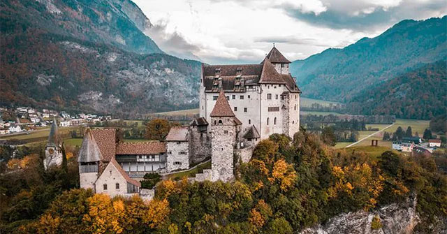 Tiny kingdom in the middle of Europe: The richest place in the world but very few people know the name!