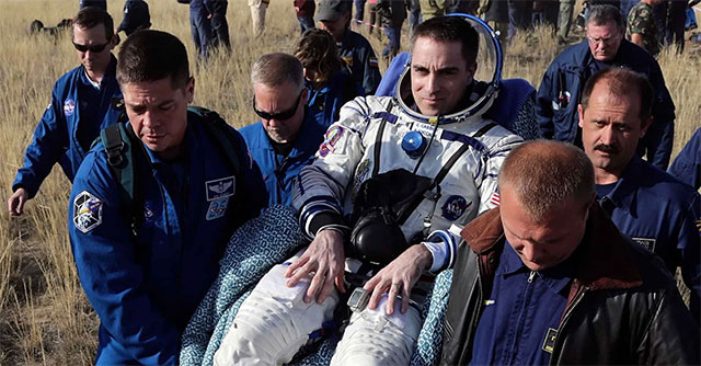 To stay healthy while working on the Moon, astronauts can use the Wall of Death