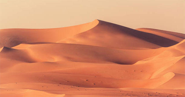 Turn the air into fresh water for farming in the desert