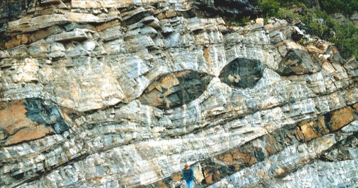 Unexpected discovery of the 'missing' crust of the Earth