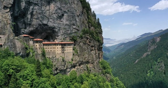 Unexpected discovery while 'saving' ancient monastery on steep cliff