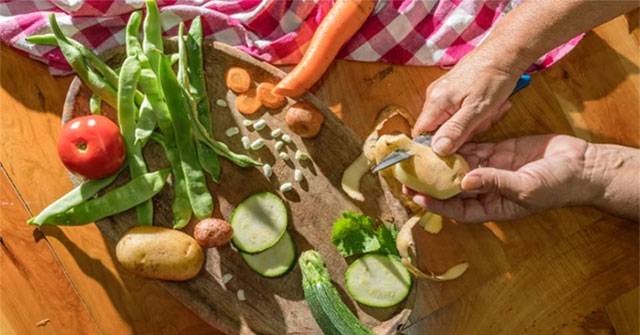 'Unexpected' source of nutrients from the peels of many vegetables and fruits