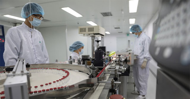 Vietnam successfully produces first batch of Sputnik V vaccine