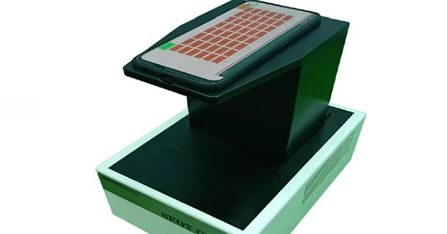 Vietnamese people invent cheap Covid-19 quick test machine