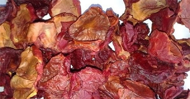 Vietnamese scientists found anti-cancer compounds prepared from gac seed membranes
