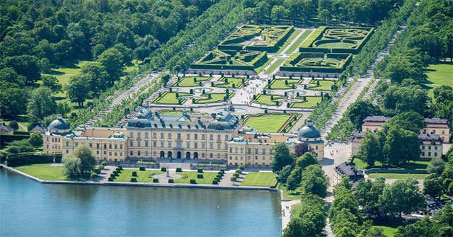 Visit the palaces where the current kings and queens of the world are still living today