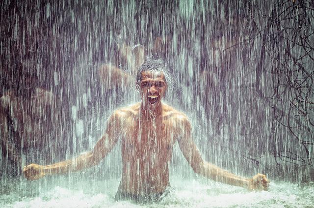 What benefits will the body get when you take a cold shower?