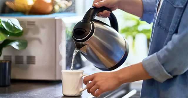 Why do Americans rarely use super speed kettles?