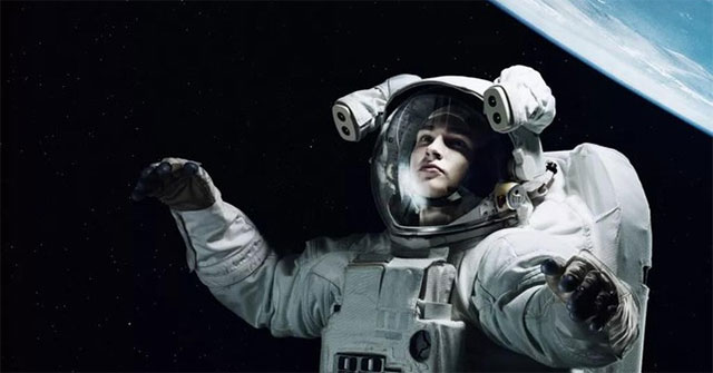 Why does NASA allow male astronauts to stay in space longer than female astronauts?