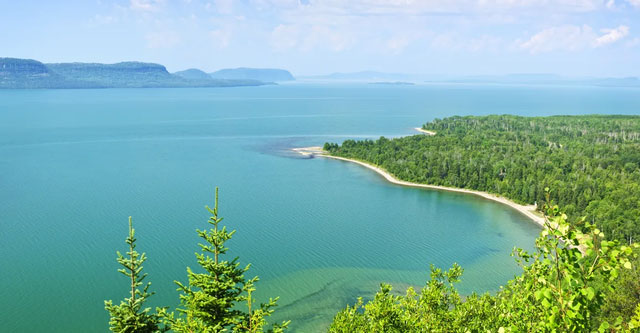 Why doesn't the water in the lake completely seep into the ground?