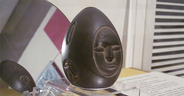 Workers picked up a rock with a human face pattern, which could be an alien code.