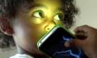 100 scientists urging the UN to warn the terrible impact of smartphones on children