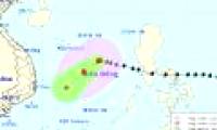 A strong hurricane number 10 with level 12 approaches the land