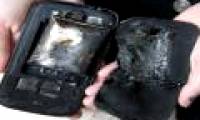 Accident accident: exploding the phone causing burns due to lightning