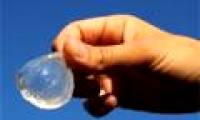 Anti-garbage with shells 'bottles' of edible water