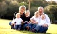 Brother: Husband and wife easily give up each other if they give birth to twins