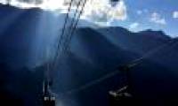 Cable car system up Fansipan peak reached 2 world records