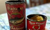 Canned fish that expired 50 years ago, thought to be just scrap, suddenly became a priceless treasure